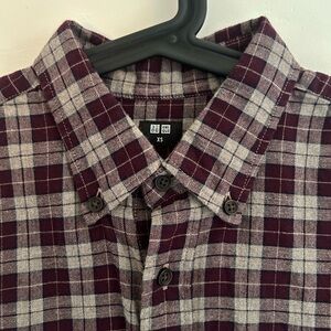 Uniqlo Men's Plaid Shirt - Burgundy and Gray